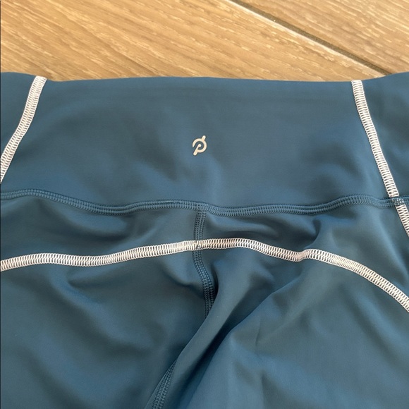 Peloton Blue Athletic workout leggings Women’s size Medium - Picture 3 of 5